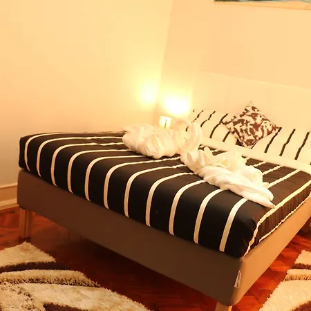 The Delight بيت شباب Lisboa