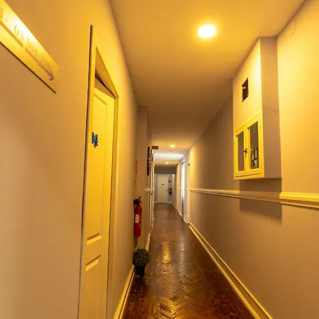 ホステル The Delight